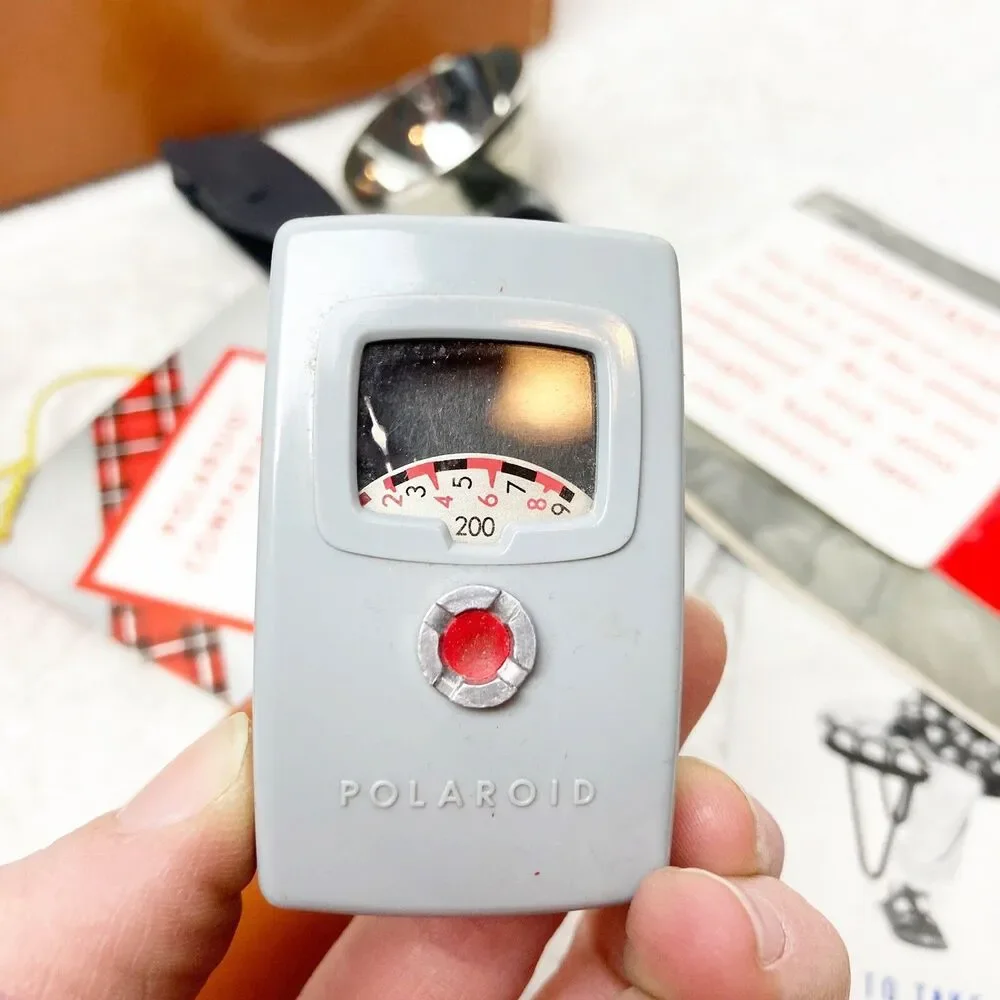 Vintage Polaroid Highlander Folding Land Camera Model 80 w/ Case, Flash & Meter